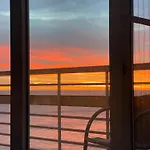 La Roca Balcon Al Mar 民宿 托雷莫利诺斯